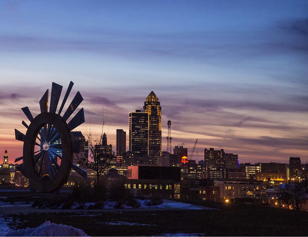 Des Moines